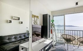 K Beach D-Luxe